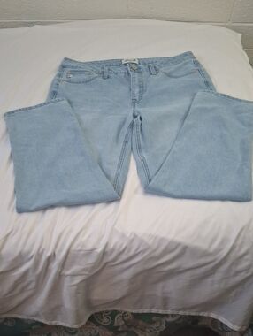 Seven7 Light Blue Straight-Leg Jeans